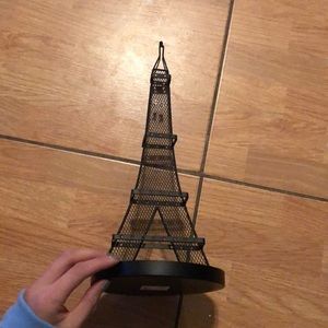 Earring included! Never worn